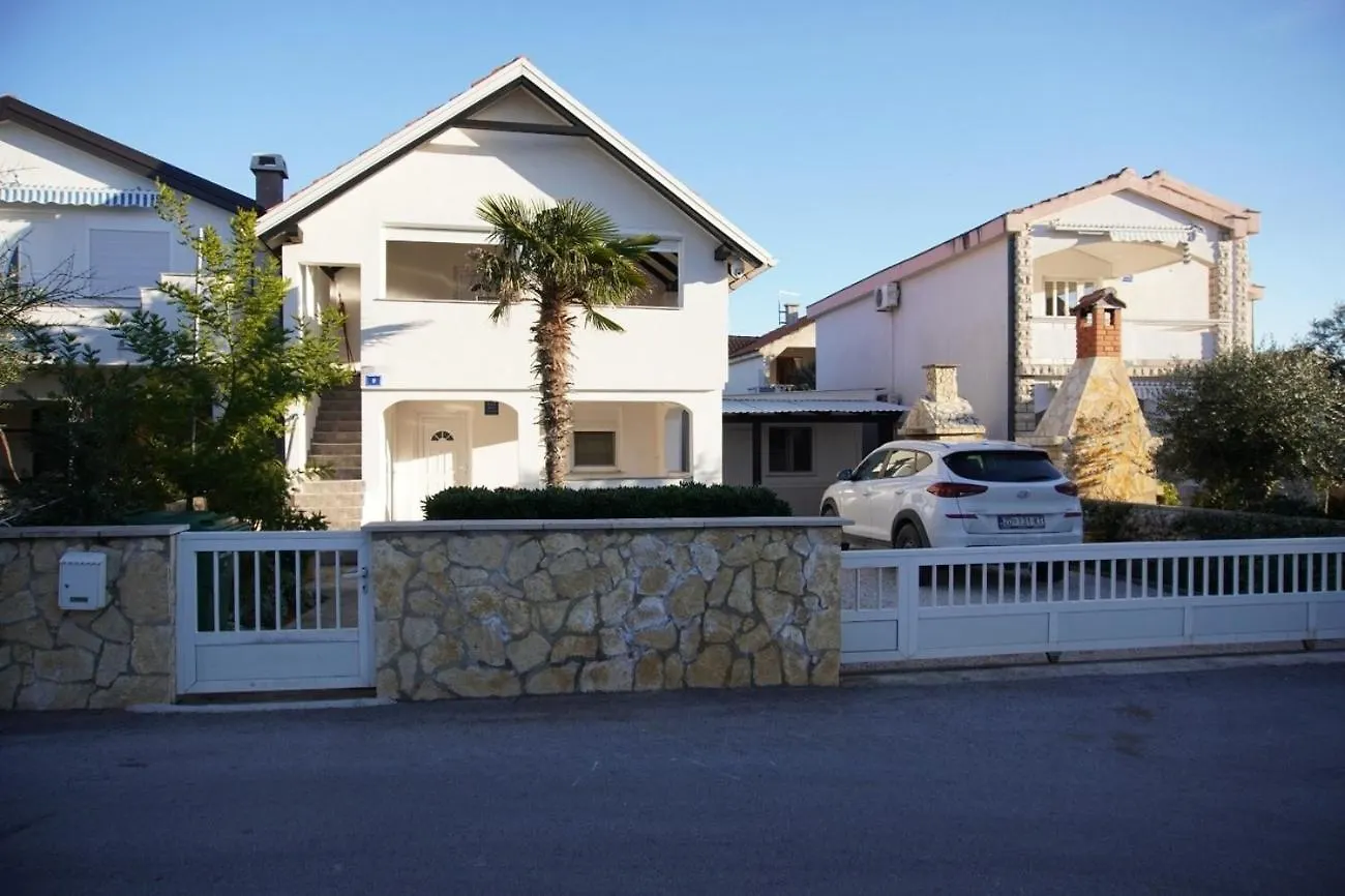 Apartments With A Parking Space Vir - 22626